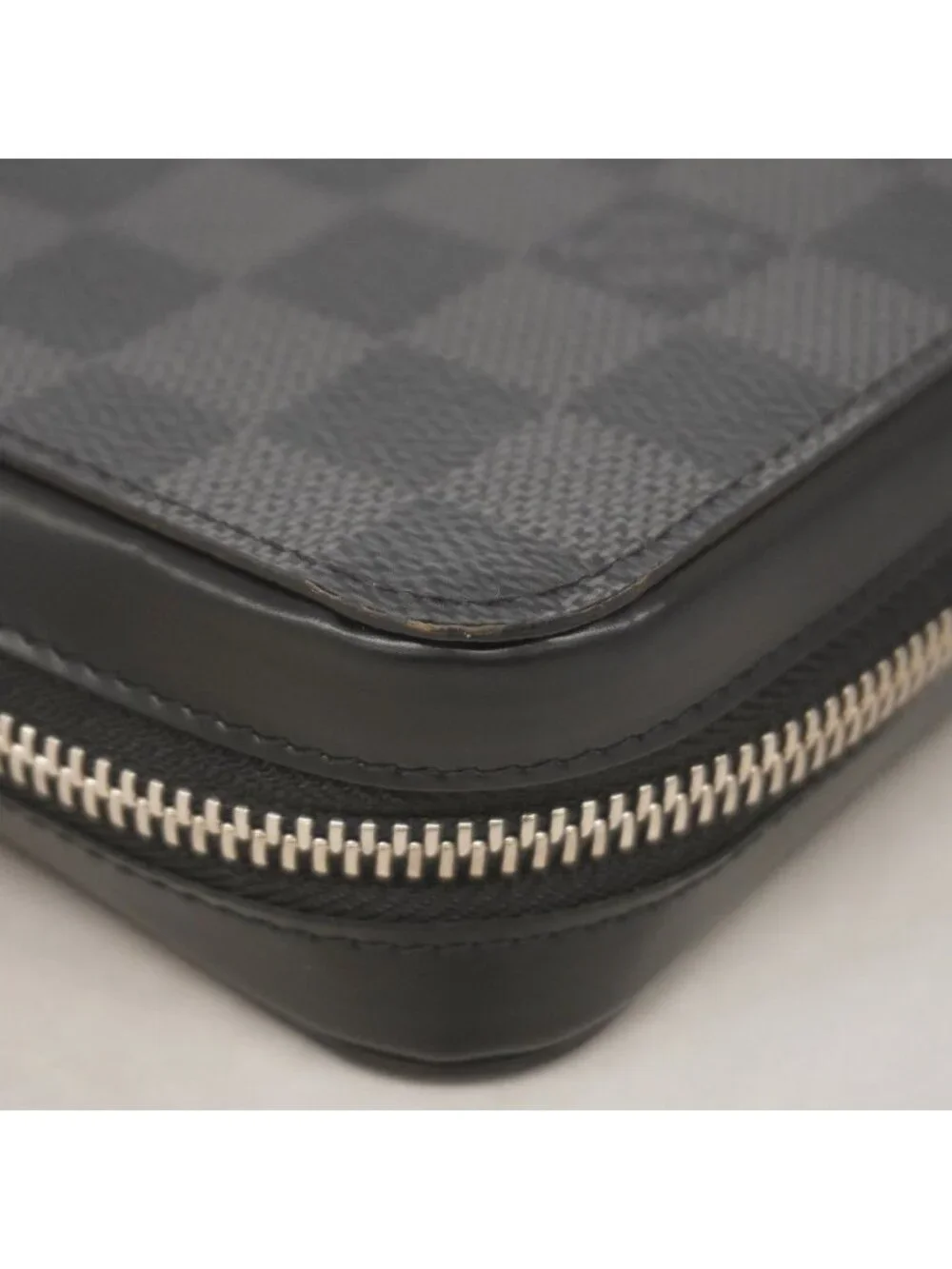 Louis Vuitton Wallet Damier Graphite Zippy XL Black